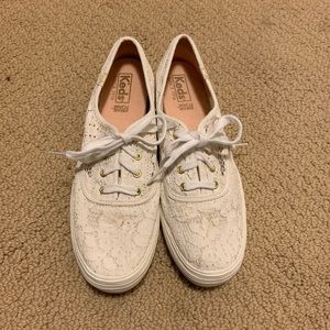 Keds - white lace platforms
